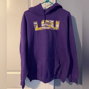NWOT Women’s XL LSU tigers purple hooded sweatshirt